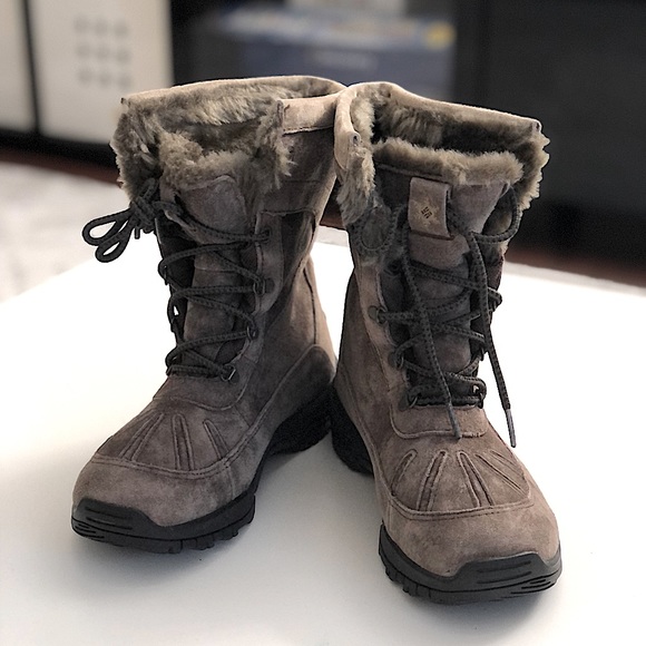 Columbia Winter Boots - Picture 1 of 6
